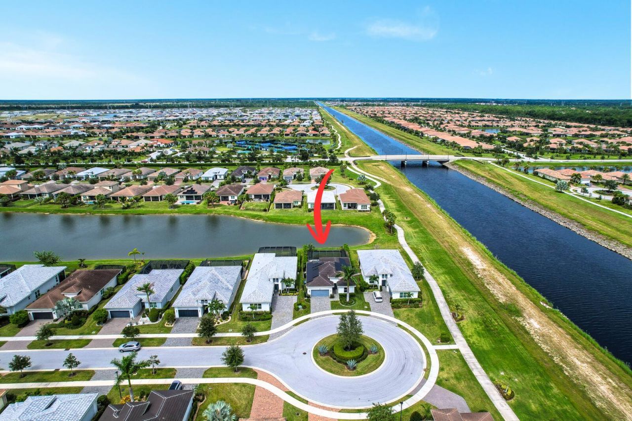 8826 SW Breve Way, Port Saint Lucie, FL 34987 Photo
