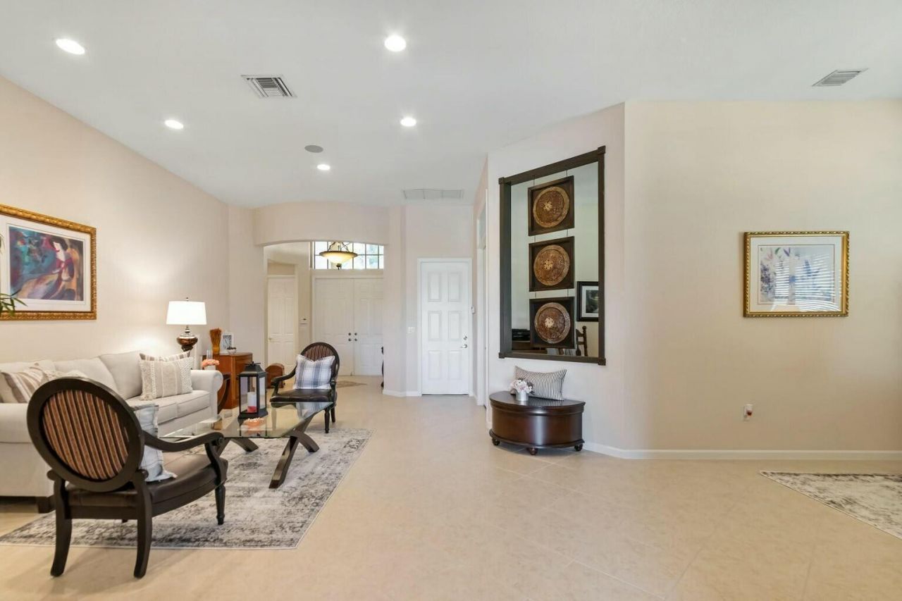 8709 Via Grande E, Wellington, FL 33411 Photo