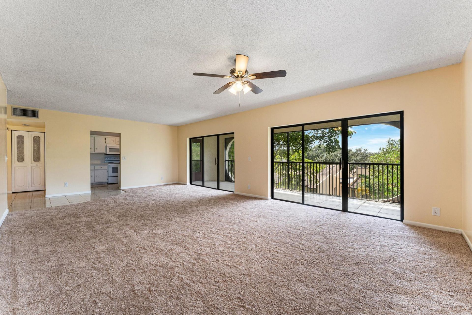 6342 Longboat Lane W, Unit 403, Boca Raton, FL 33433 Photo