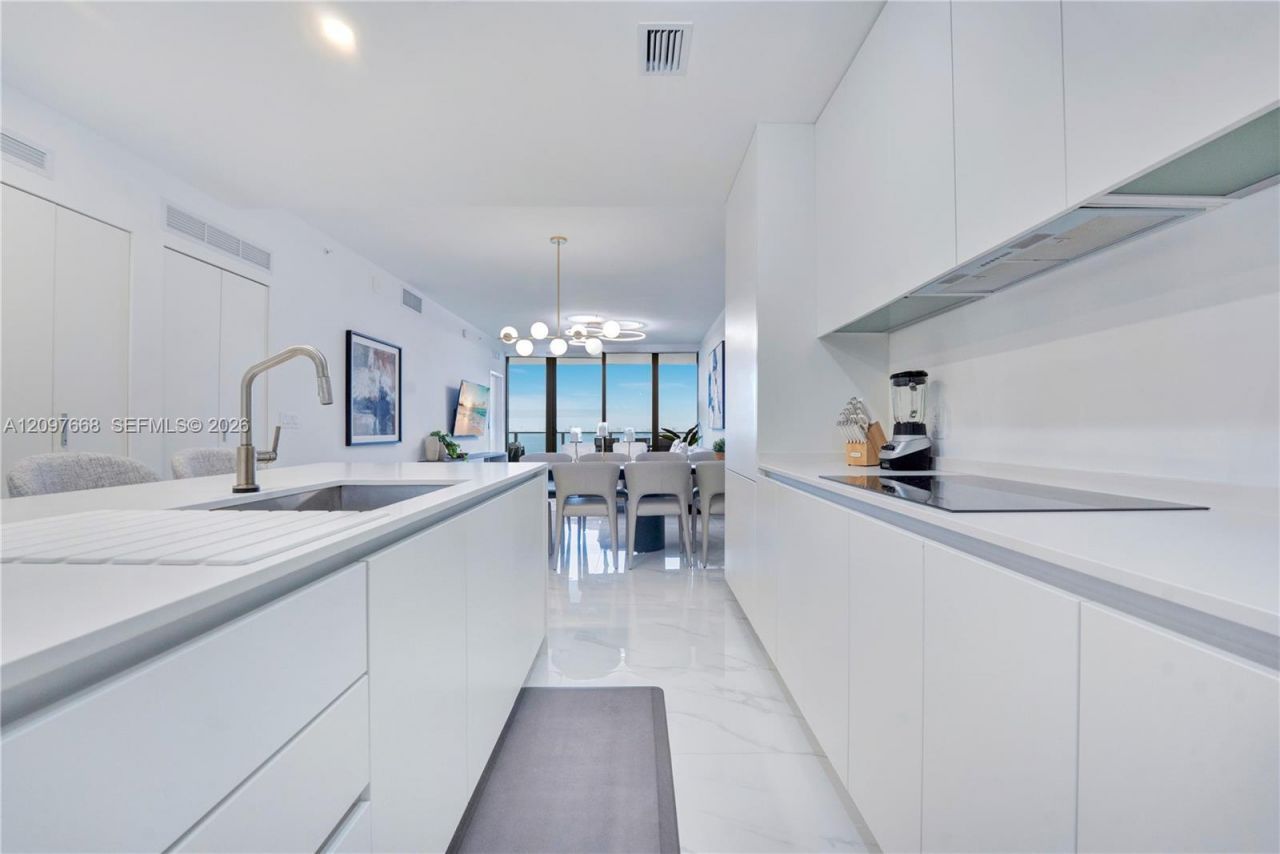 700 NE 24th St , Unit 1206, Miami, FL 33137 Photo