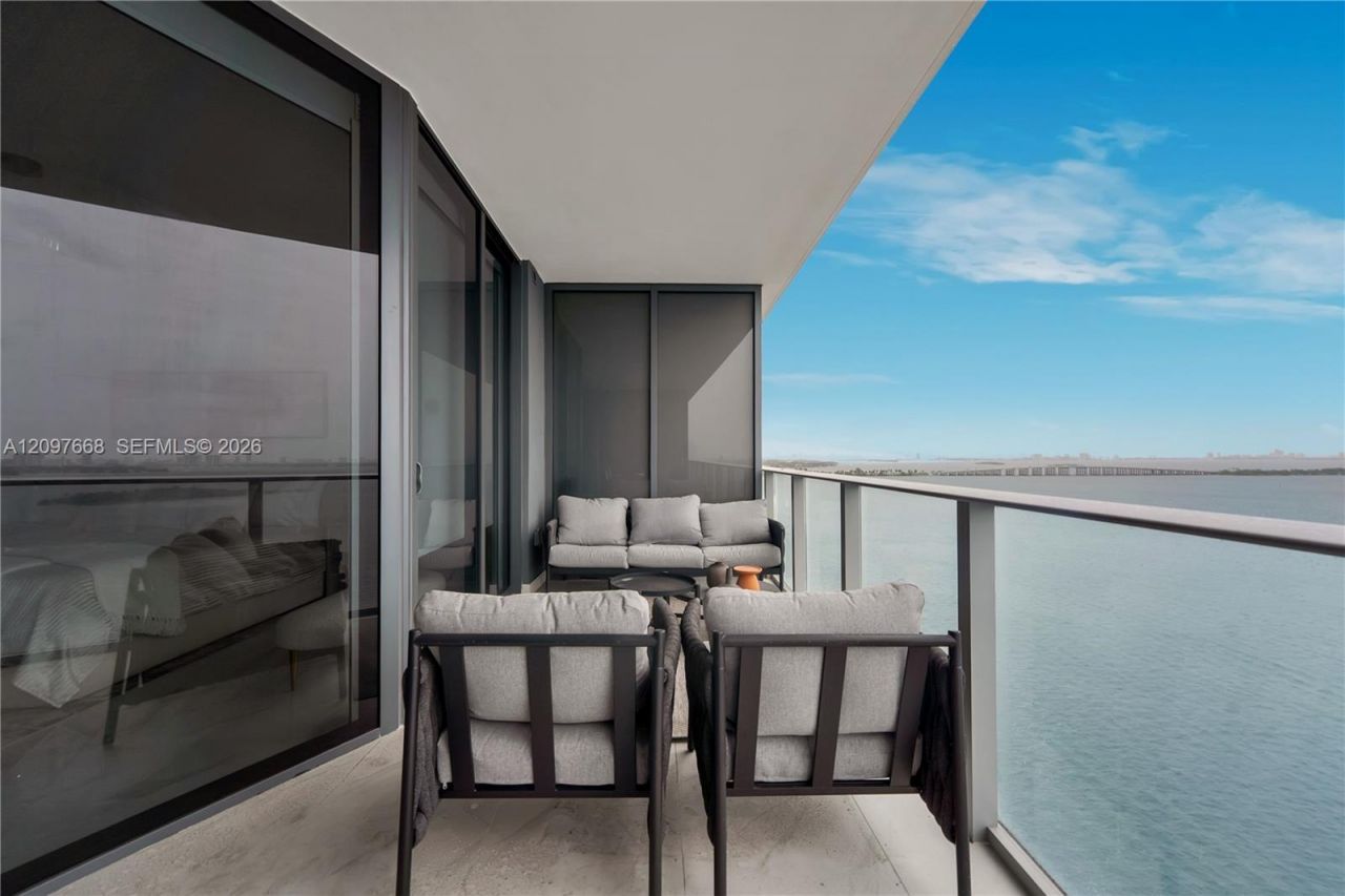 700 NE 24th St , Unit 1206, Miami, FL 33137 Photo