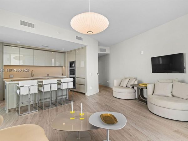 18975 Collins Ave , Unit 1605, Sunny Isles Beach, FL 33160