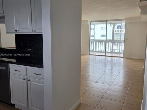 Unit 608, Hallandale Beach, FL 33009