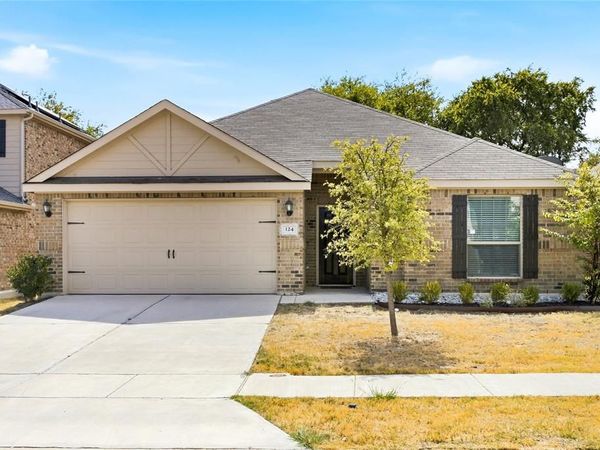 124 Morning Glory Drive, Sanger, TX 76266