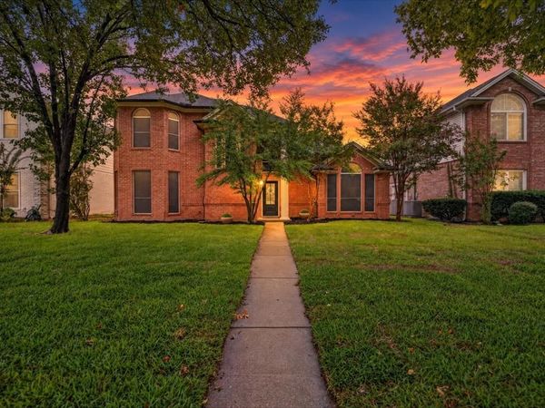 6023 Copperfield Drive, Arlington, TX 76001