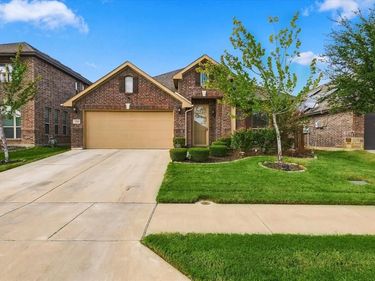 4204 Snowberry Lane, Fort Worth, TX 76036