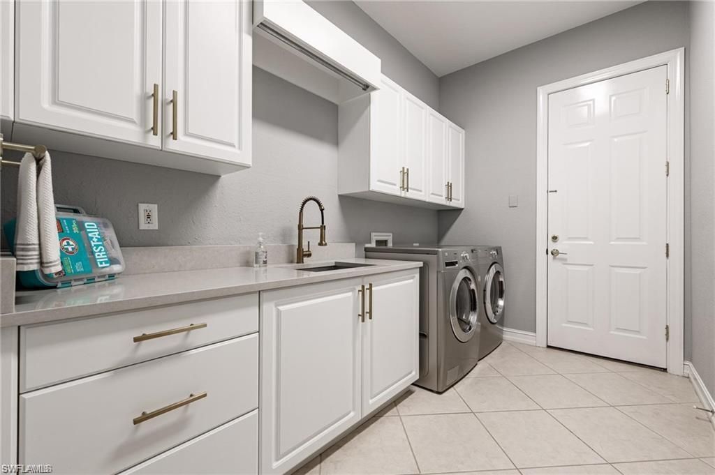 160 Logan Blvd S, Naples, FL 34119 Photo