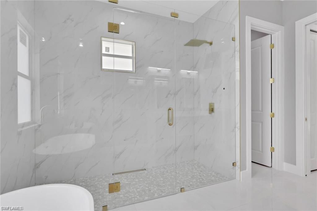 160 Logan Blvd S, Naples, FL 34119 Photo