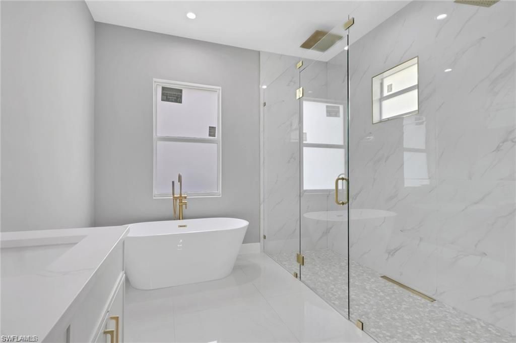 160 Logan Blvd S, Naples, FL 34119 Photo