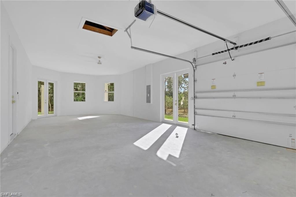 160 Logan Blvd S, Naples, FL 34119 Photo