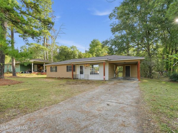 3976 Rainey Road, Jackson, MS 39212