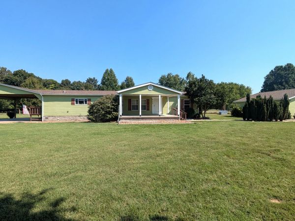 759 Brown Rd , Paris, TN 38242