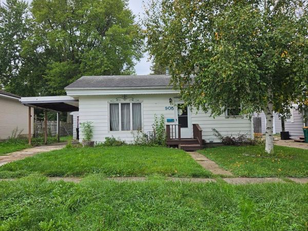 905 Ulstad Avenue, Albert Lea, MN 56007