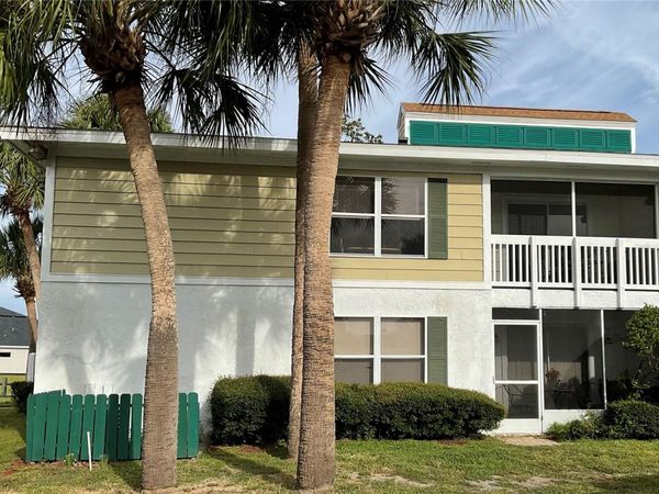 8130 FAIRWAYS CIRCLE , Unit R201, OCALA, FL 34472
