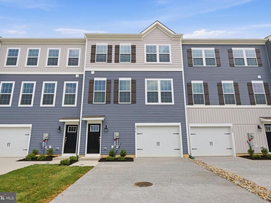 1078 Meadowlark Drive, Fogelsville, PA 18051 Main Photo