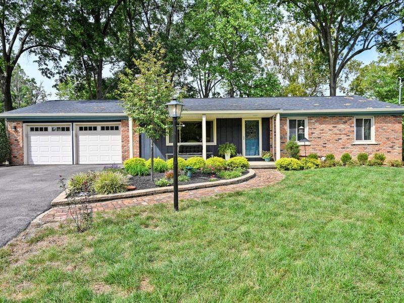 9099 Arrowhead Court, Springfield Township, OH 45231 Photo 1