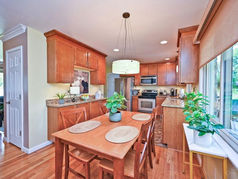 9099 Arrowhead Court, Springfield Township, OH 45231 Photo 14