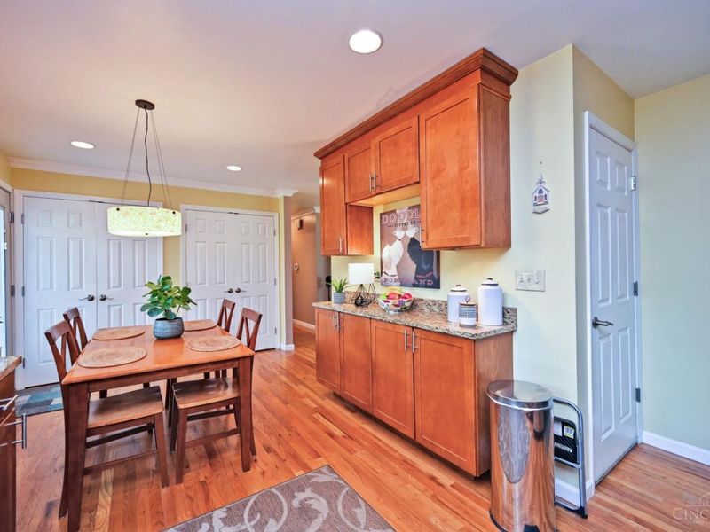 9099 Arrowhead Court, Springfield Township, OH 45231 Photo 18