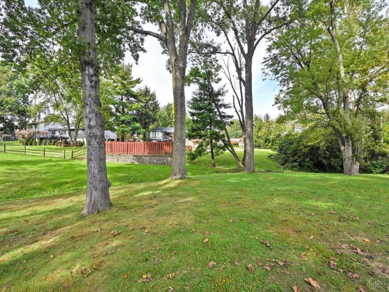 9099 Arrowhead Court, Springfield Township, OH 45231 Photo 34