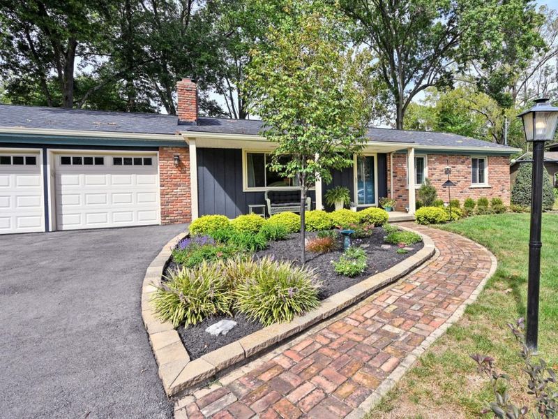 9099 Arrowhead Court, Springfield Township, OH 45231 Photo 4
