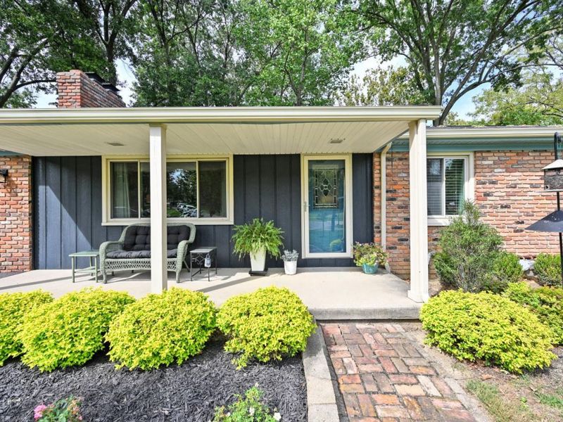 9099 Arrowhead Court, Springfield Township, OH 45231 Photo 5