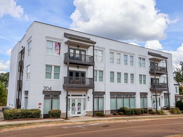 204 Town Center Dr. #31, Oxford, MS 38655