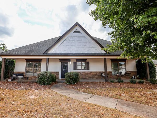 439 Olive Branch Way, Oxford, MS 38655
