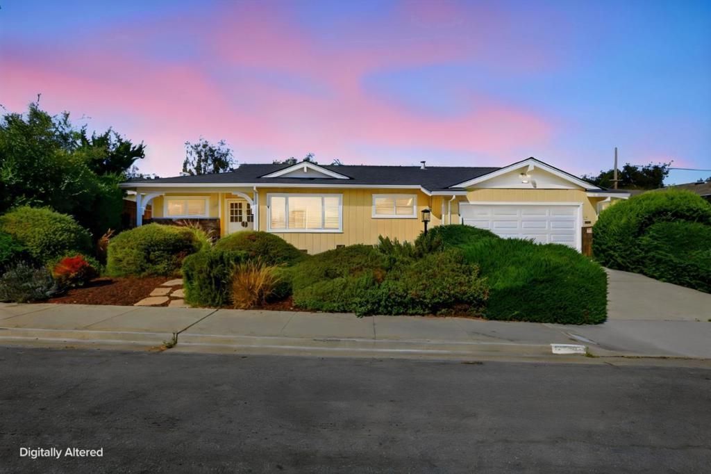 131 Woodcrest Place, Santa Cruz, CA 95065 Main Photo