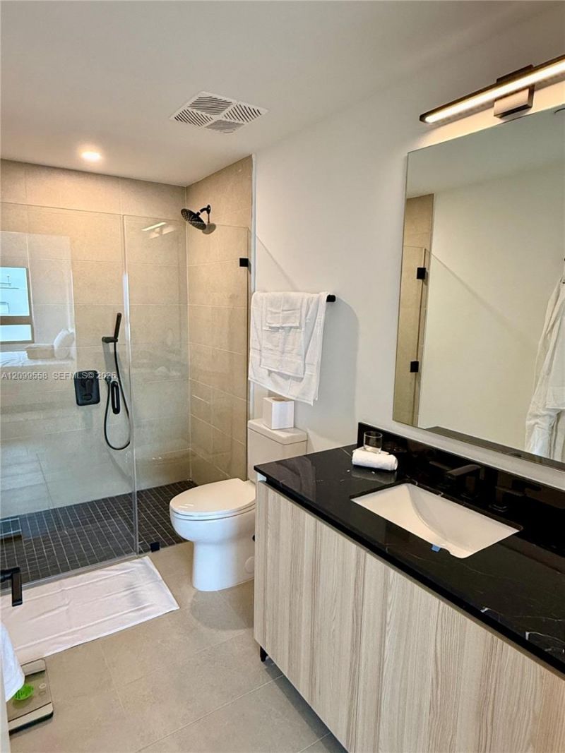 225 N Miami Ave, Unit 3406, Miami, FL 33128 Photo