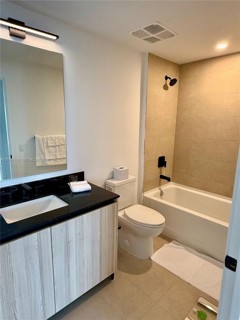 225 N Miami Ave, Unit 3406, Miami, FL 33128 Photo