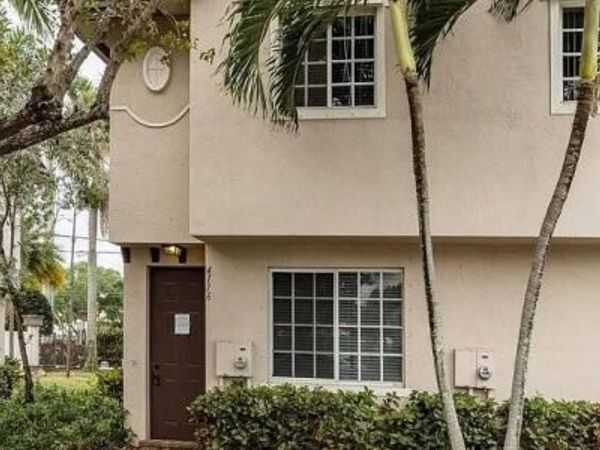 4116 NAPOLI LAKE Drive, Unit 4116, Riviera Beach, FL 33410