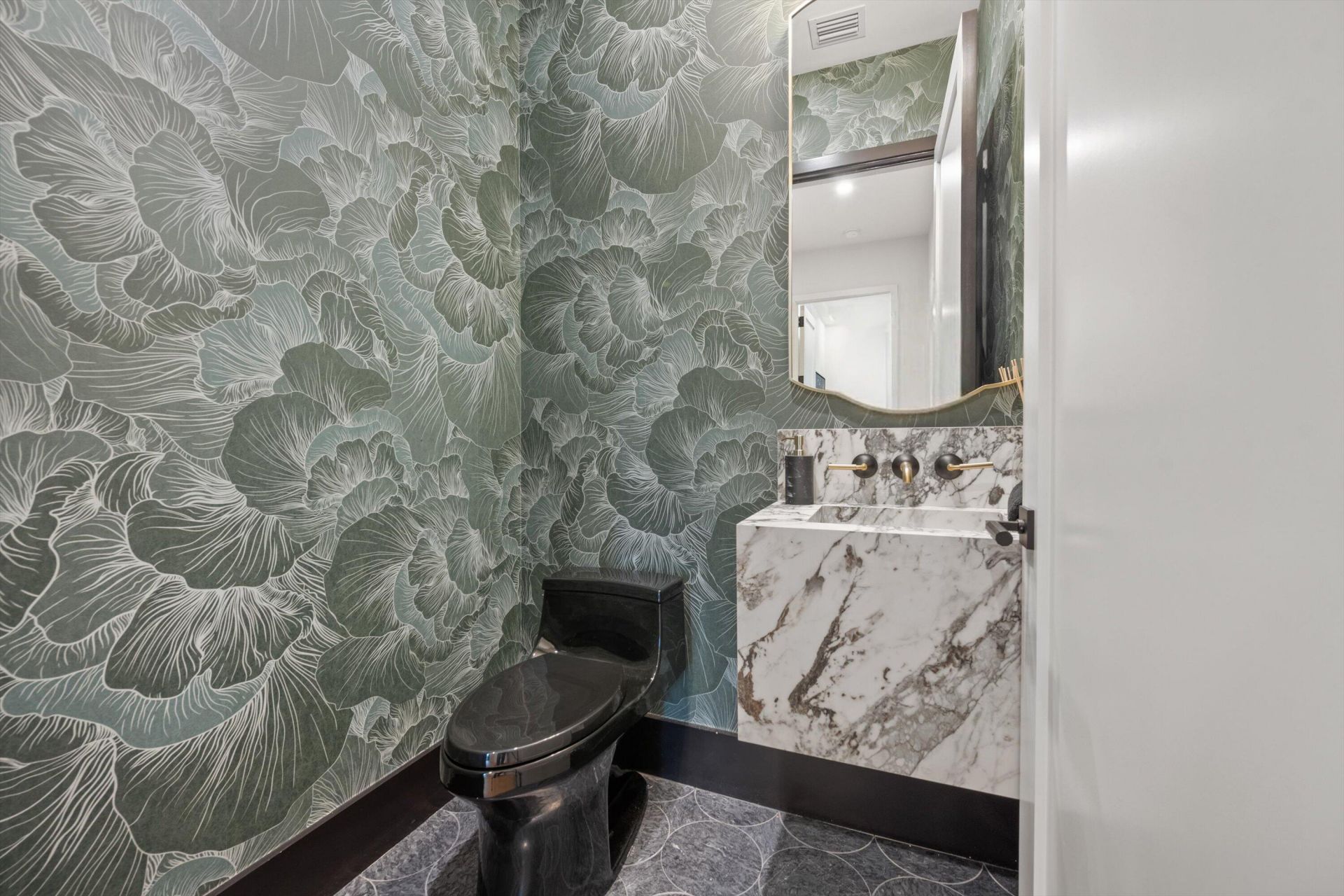 2942 Blue Cypress Circle, Wellington, FL 33414 Photo