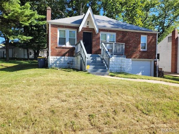 45 Reasor Drive, St Louis, MO 63135