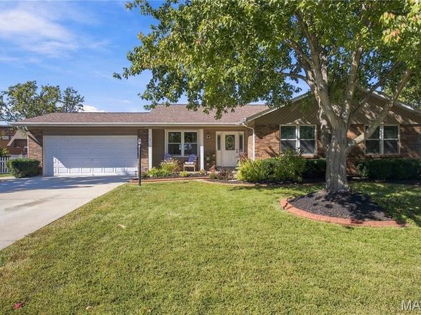 733 Cedar Glen Drive, Weldon Spring, MO 63304