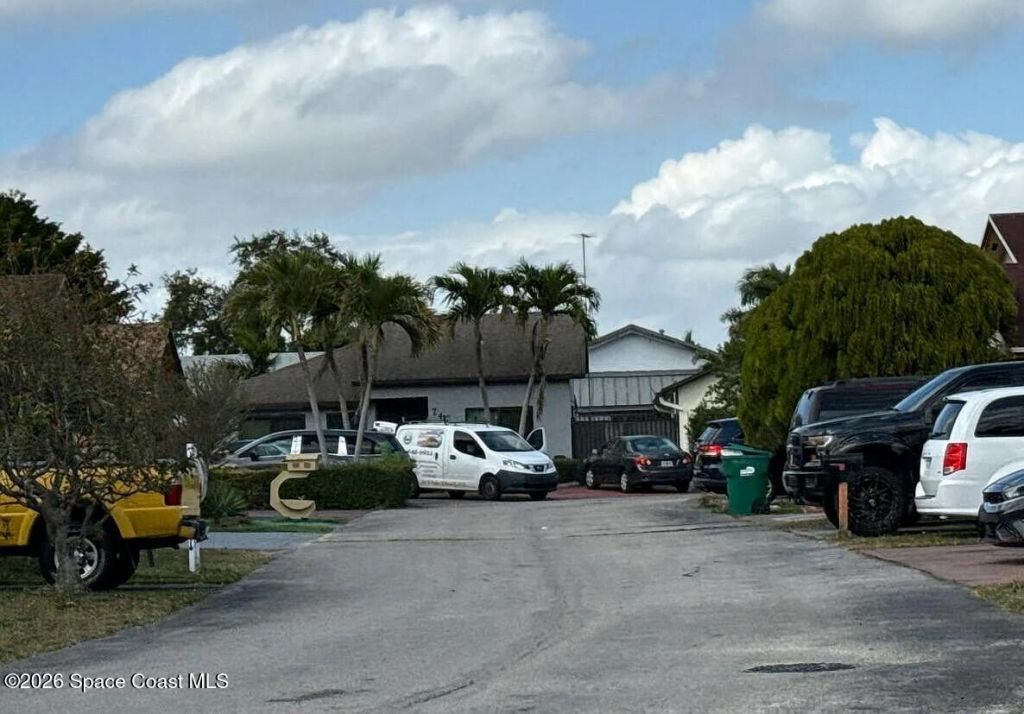 756 SW 99th Ct Circle , Miami, FL 33174 Photo