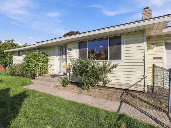 5818 N Crestline St, Spokane, WA 99208