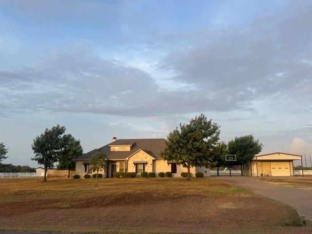 506 Casa Del Rancho Road , Lorena, TX 76655 Main Photo