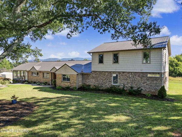 3508 E Lamar Alexander Pkwy, Maryville, TN 37804