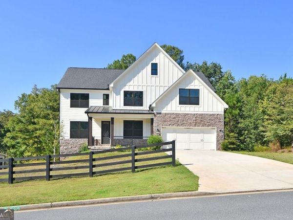 93 Riverwalk Manor Drive, Dallas, GA 30132