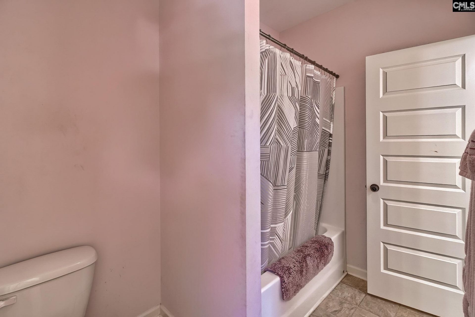 111 Saks Avenue  Photo 45