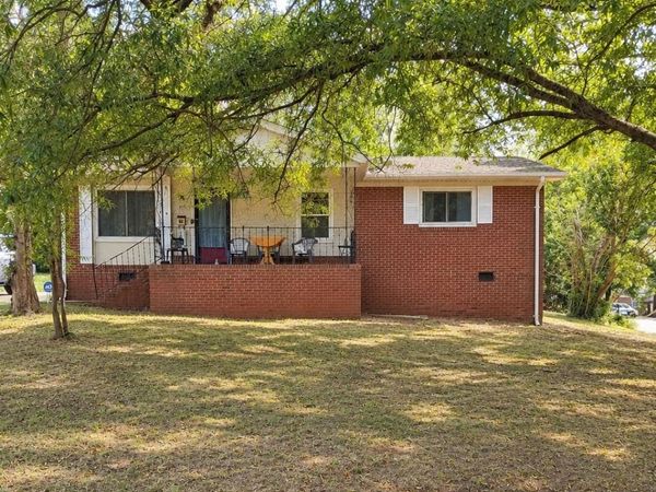 3135 Marney Avenue , Charlotte, NC 28205
