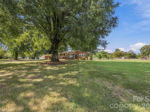 1691 Cat Square Road, Vale, NC 28168