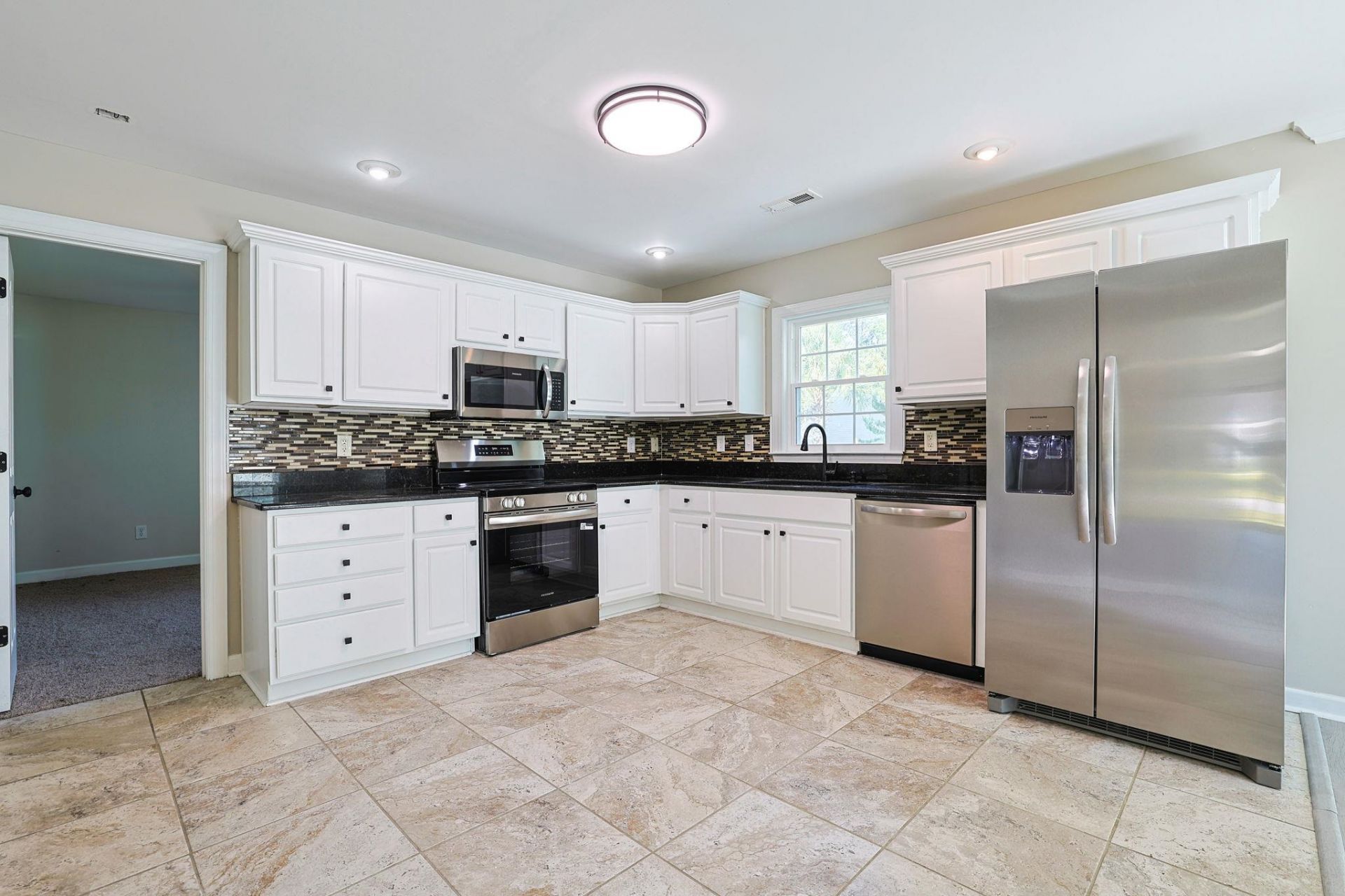176 Dunbarton Ln. Photo 7