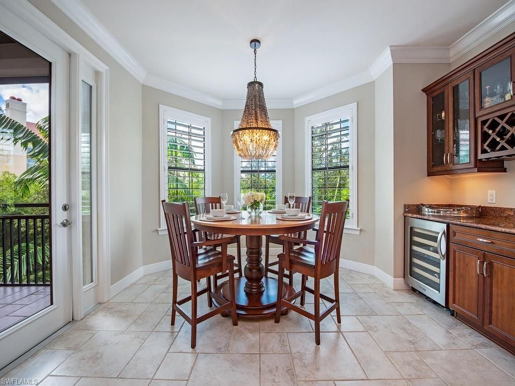 2550 Marquesa Royale Ln , Unit 201, Naples, FL 34109 Photo