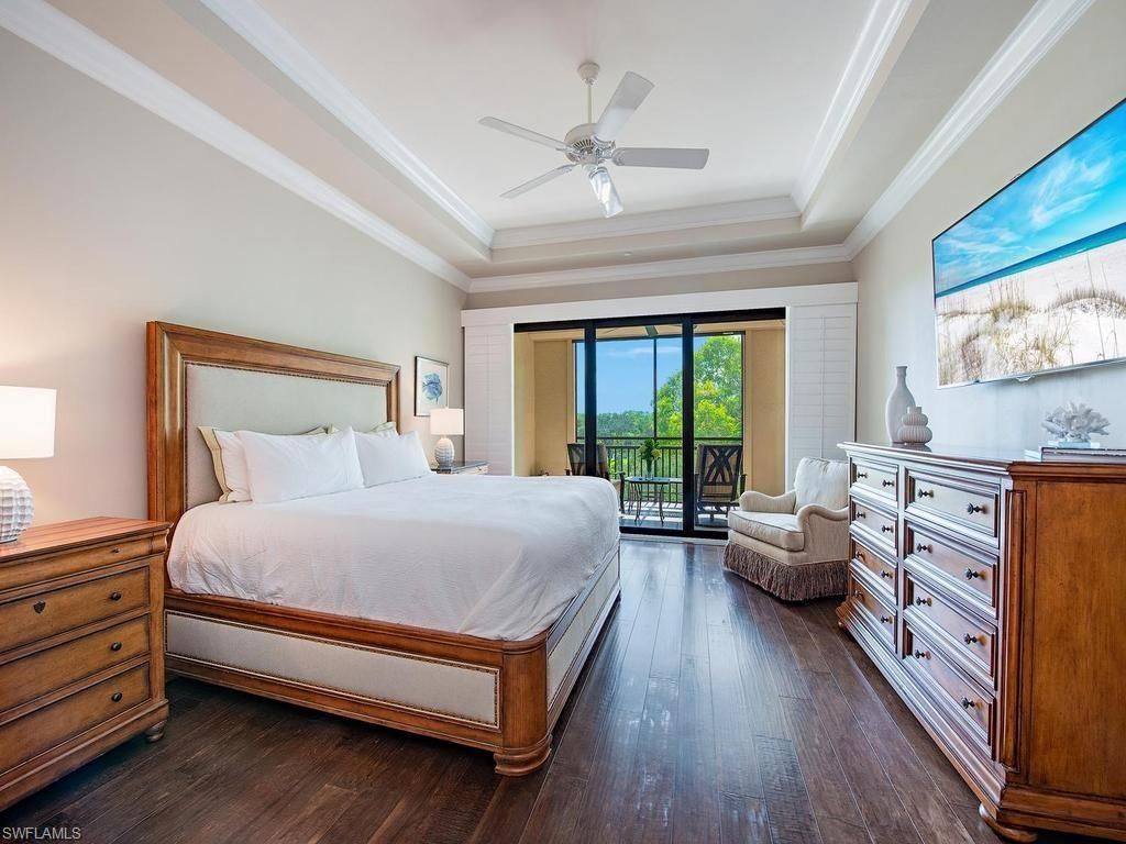 2550 Marquesa Royale Ln , Unit 201, Naples, FL 34109 Photo
