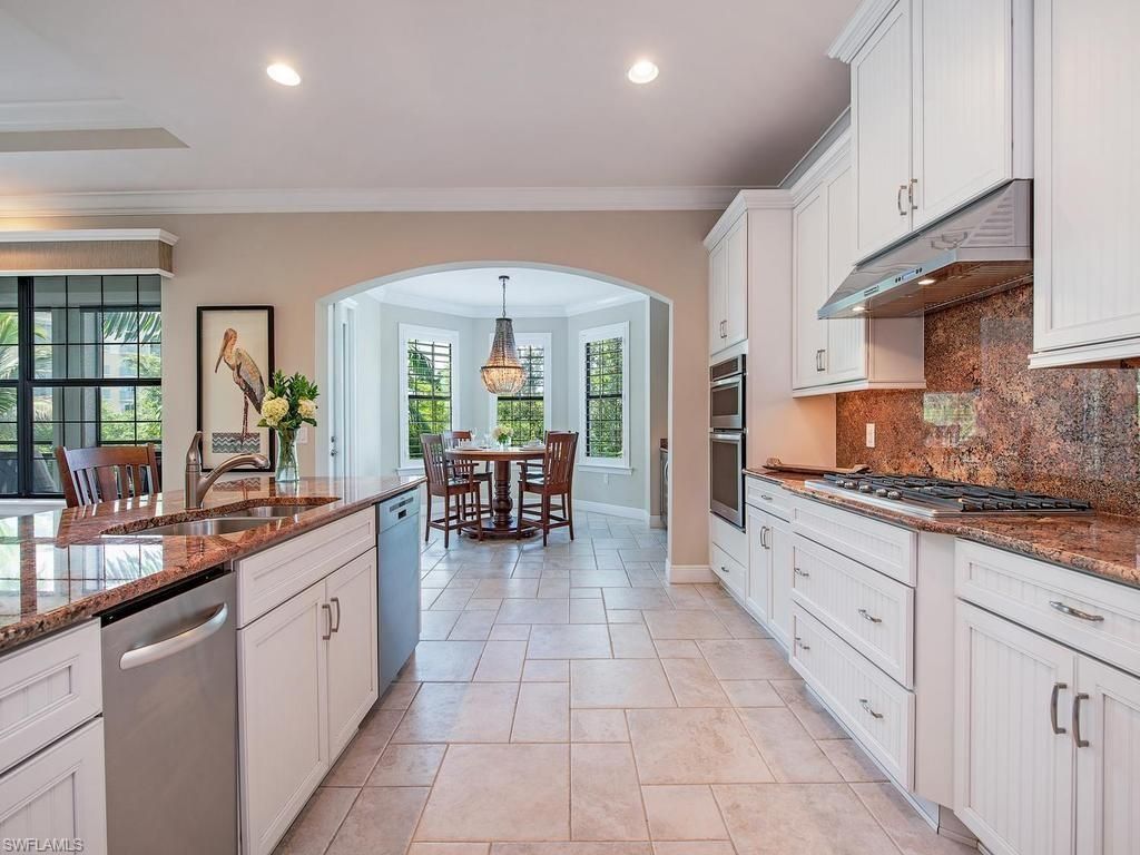 2550 Marquesa Royale Ln , Unit 201, Naples, FL 34109 Photo