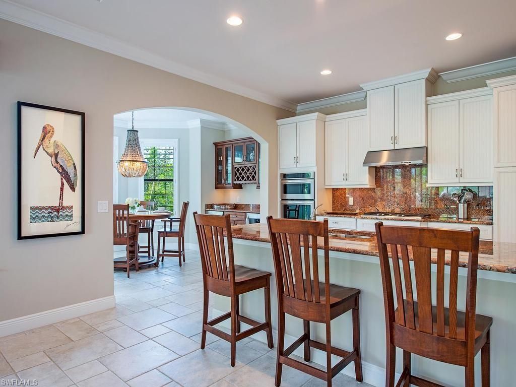 2550 Marquesa Royale Ln , Unit 201, Naples, FL 34109 Photo