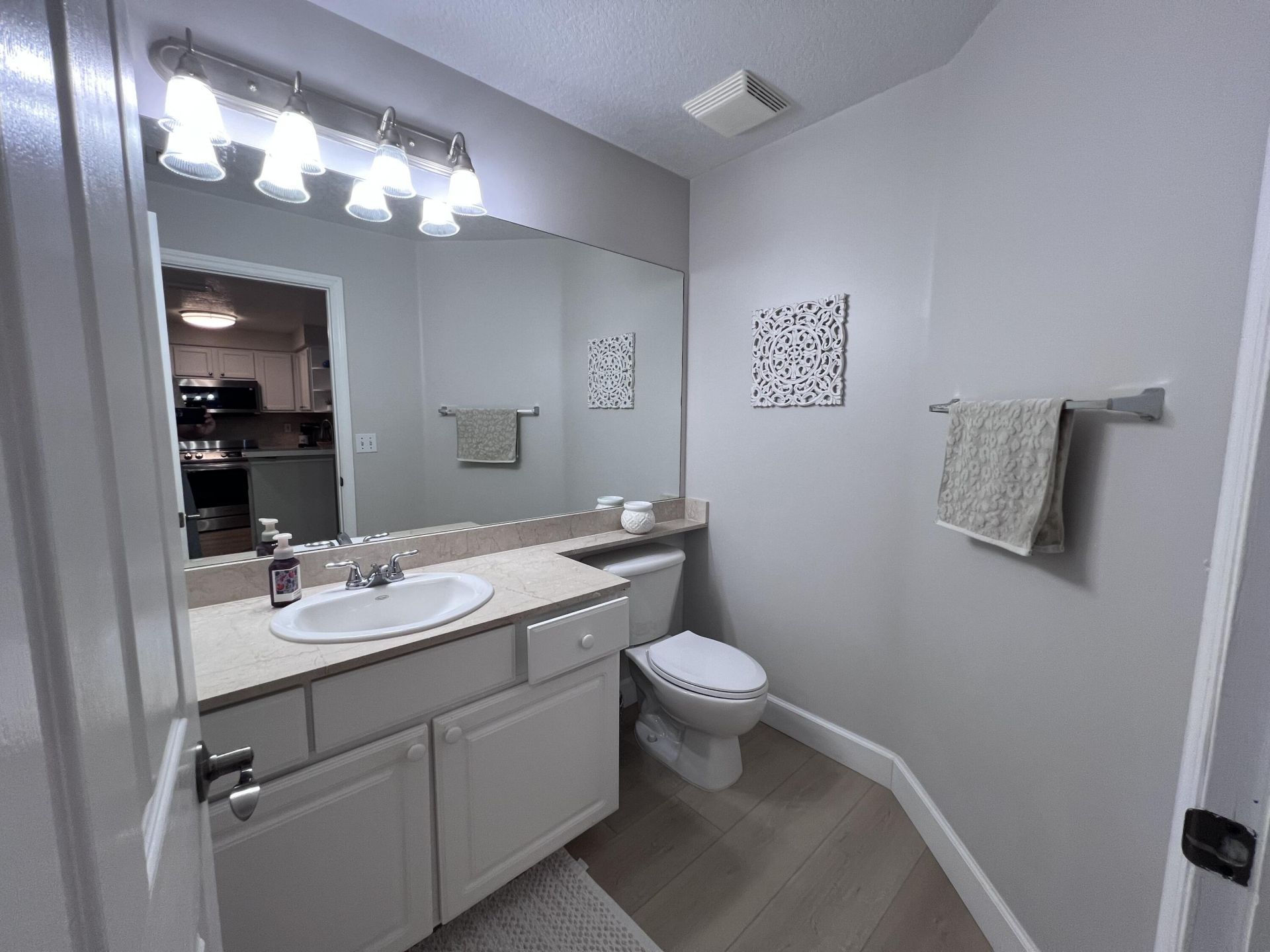 245 Murcia Drive, Unit 206, Jupiter, FL 33458 Photo