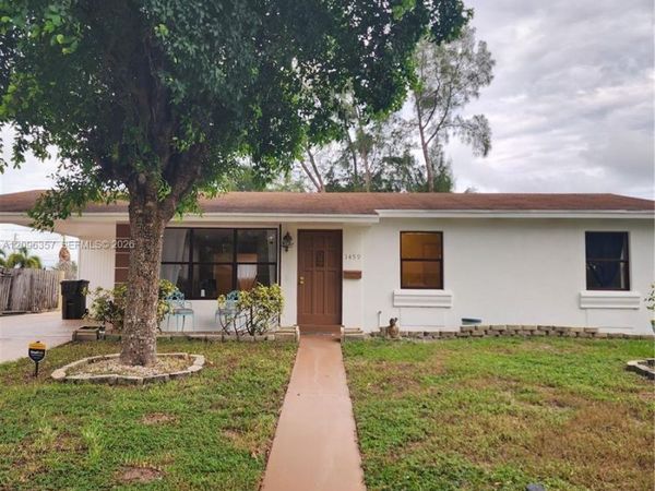 1459 42nd St , West Palm Beach, FL 33407