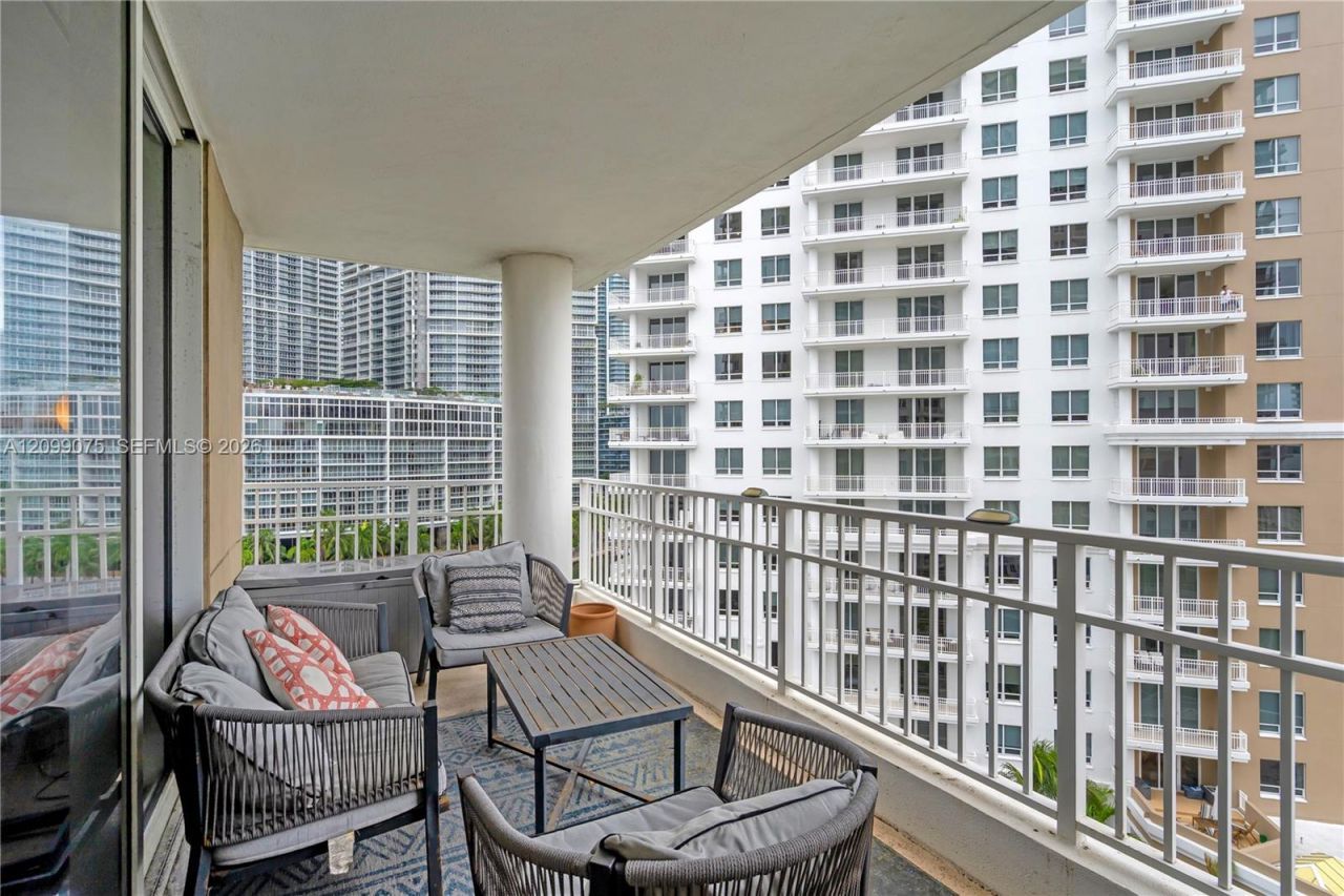 701 Brickell Key Blvd , Unit 1004, Miami, FL 33131 Photo